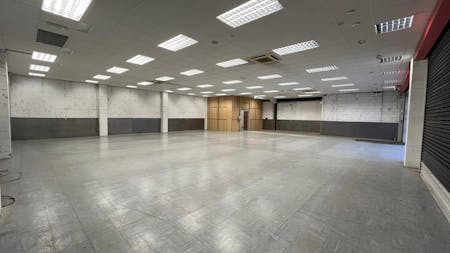 209 Bury New Road, Manchester, Leisure / Retail / Industrial / Warehouse To Let / For Sale - PHOTO20251217100623jpg3.jpg