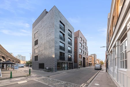 33-35 Cremer Street, London, Mixed Use For Sale - CREMER STREET 35 FLAT 1 1.jpg