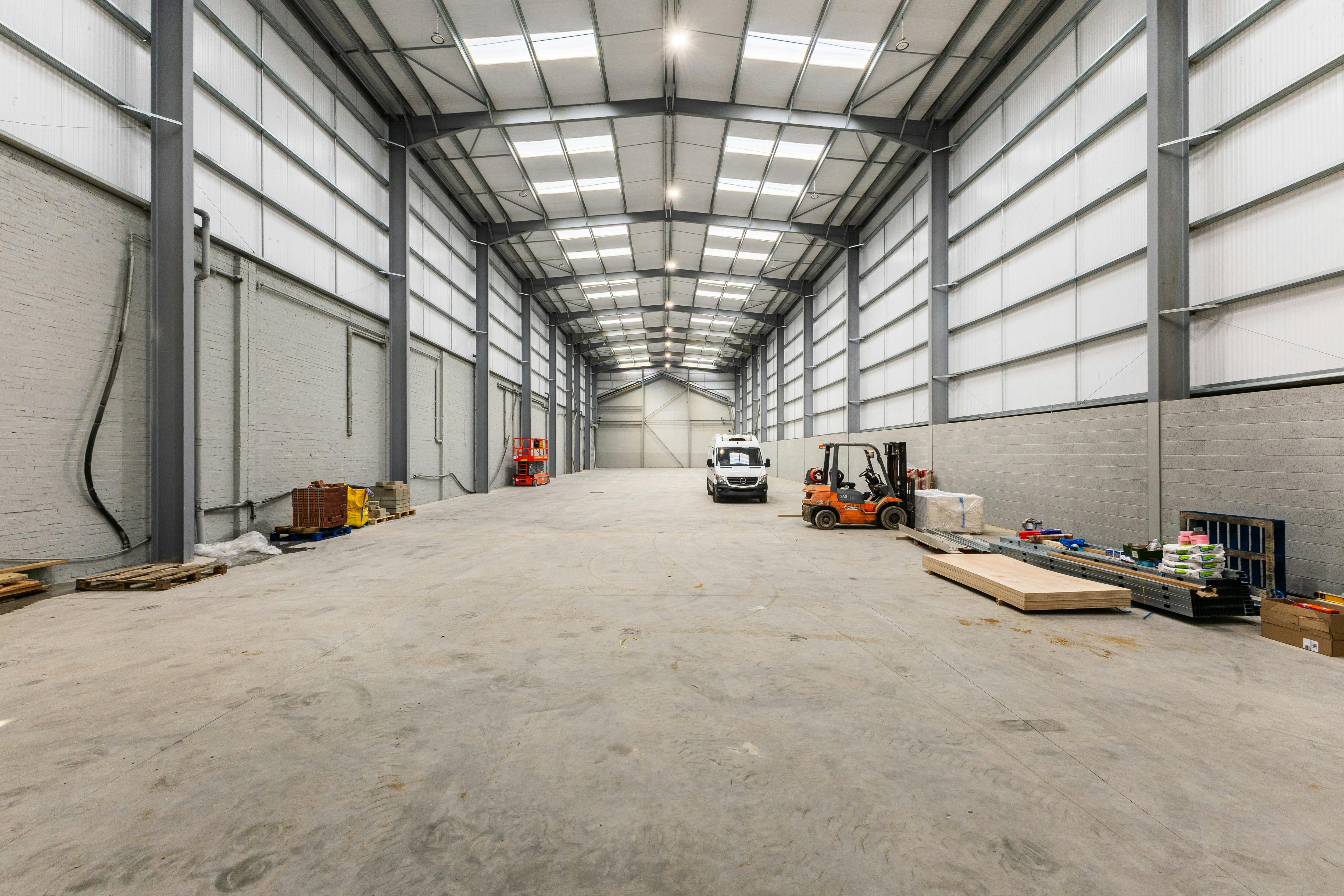 Unit 10 & 11, Kelvin Industrial Estate - 101062_Unit 11 Kelvin Industrial Estate Long Drive 16.jpg