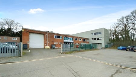 15 Eldon Way Industrial Estate, Hockley, Industrial To Let - 2.jpg