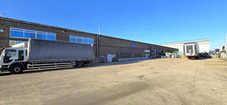 Unit 3 & Unit 5, Lancing Business Park, Lancing, Industrial To Let - 20251121_132729 - Edited.jpg