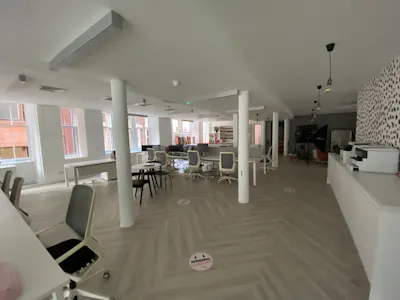 Turnberry House, 175 West George Street, Glasgow, Office To Let - IMG-9083.jpg