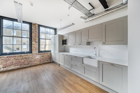 2nd Floor, London, Office To Let - 1410173-7-6989bd3ebab1b.jpg