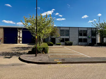 18 Plover Close, Interchange Park, Newport Pagnell, MK16 9PS