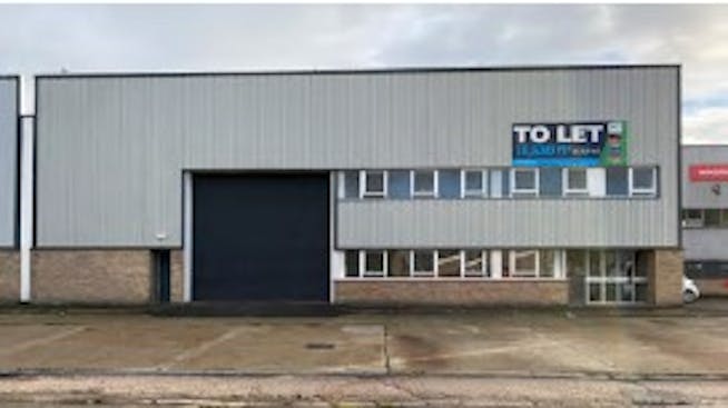 Unit 8 Deacon Trading Estate, Tonbridge, Industrial To Let - Tonbridge  Deacon TE Unit 8 main.jpg