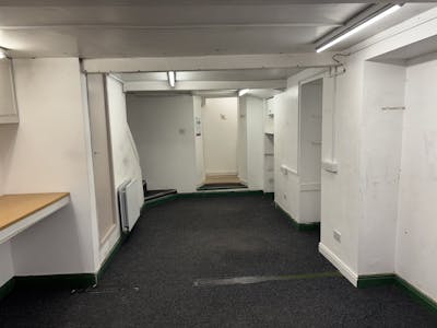 29 Regent Parade, Harrogate, Retail To Let - image00012 2.jpeg