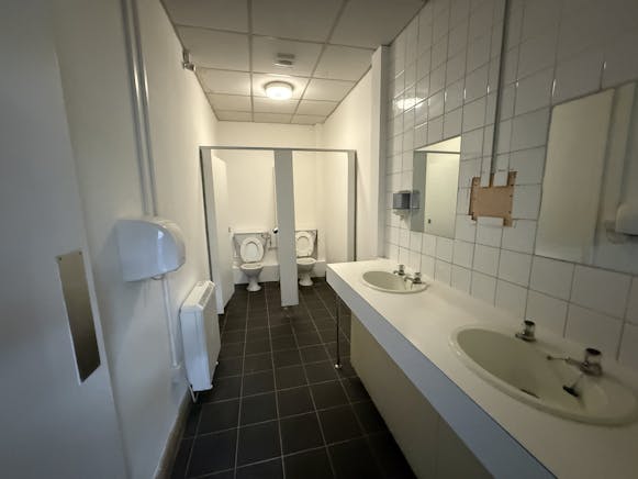 Unit B, Oaklea House, Limesquare Business Park, Peterborough, Offices / Industrial To Let - Office WCs F.jpeg