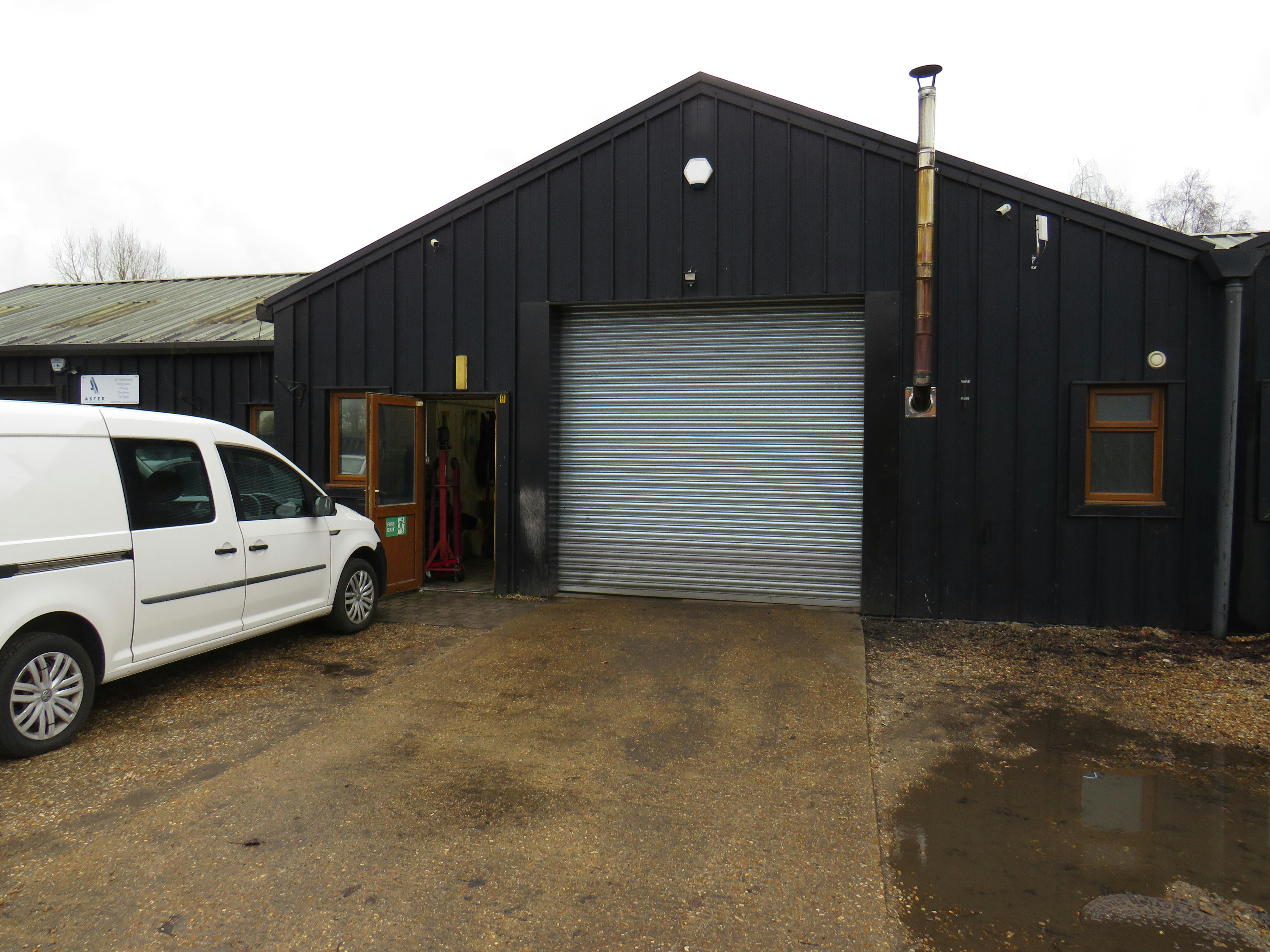 Unit 9 Taplins Court, Hartley Wintney, Warehouse & Industrial To Let - IMG_1930.JPG