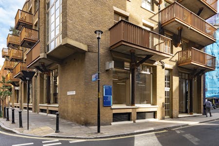 13-16 The Circle, 13 Queen Elizabeth Street, London, Office To Let / For Sale - CIRC_002.jpg