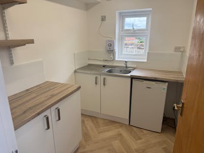 37A Alcester Road, Studley, Office To Let - IMG_6193.JPG