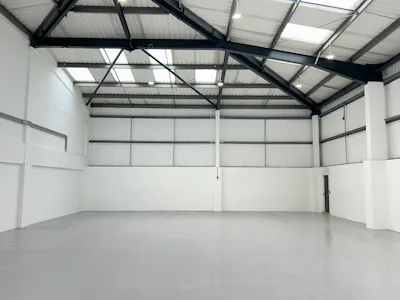 4 Pipers Court, Thatcham, Industrial/Logistics / Industrial / Warehouse To Let - InteriorPhoto 3.jpg