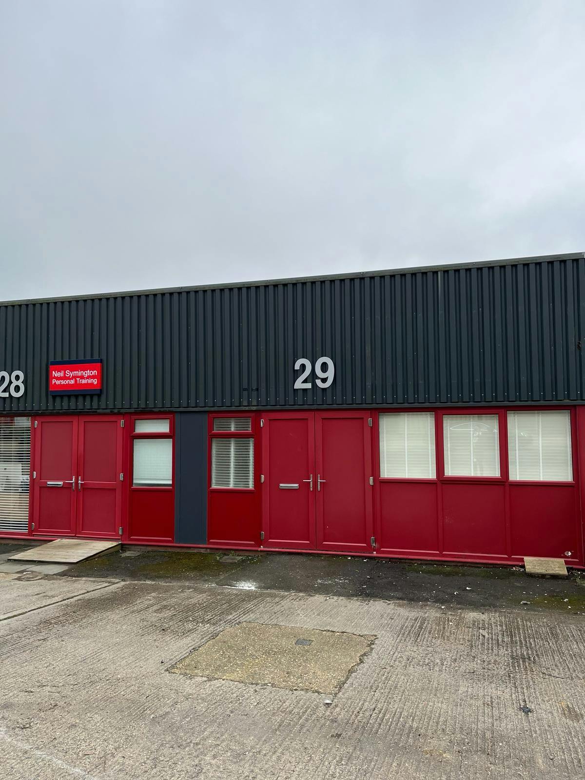 29 Edison Road, Aylesbury, Industrial To Let - WhatsApp Image 20240313 at 085151_39a1b7ac.jpg