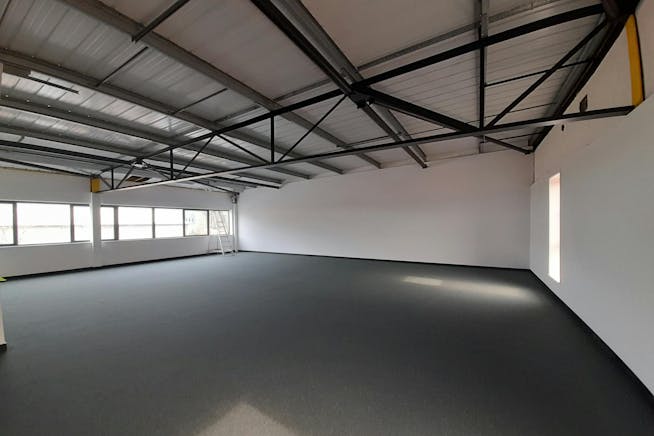 2 Chineham Point, Basingstoke, Industrial / Warehouse To Let - 69ccc59b6f0b7ea92de9718fe22432c720250310121932.jpg