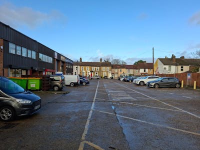 Units 2 & 4, 79 Sumner Road, Croydon, Industrial / Warehouse To Let - 79 Sumner Rd Croydon 3.jpeg