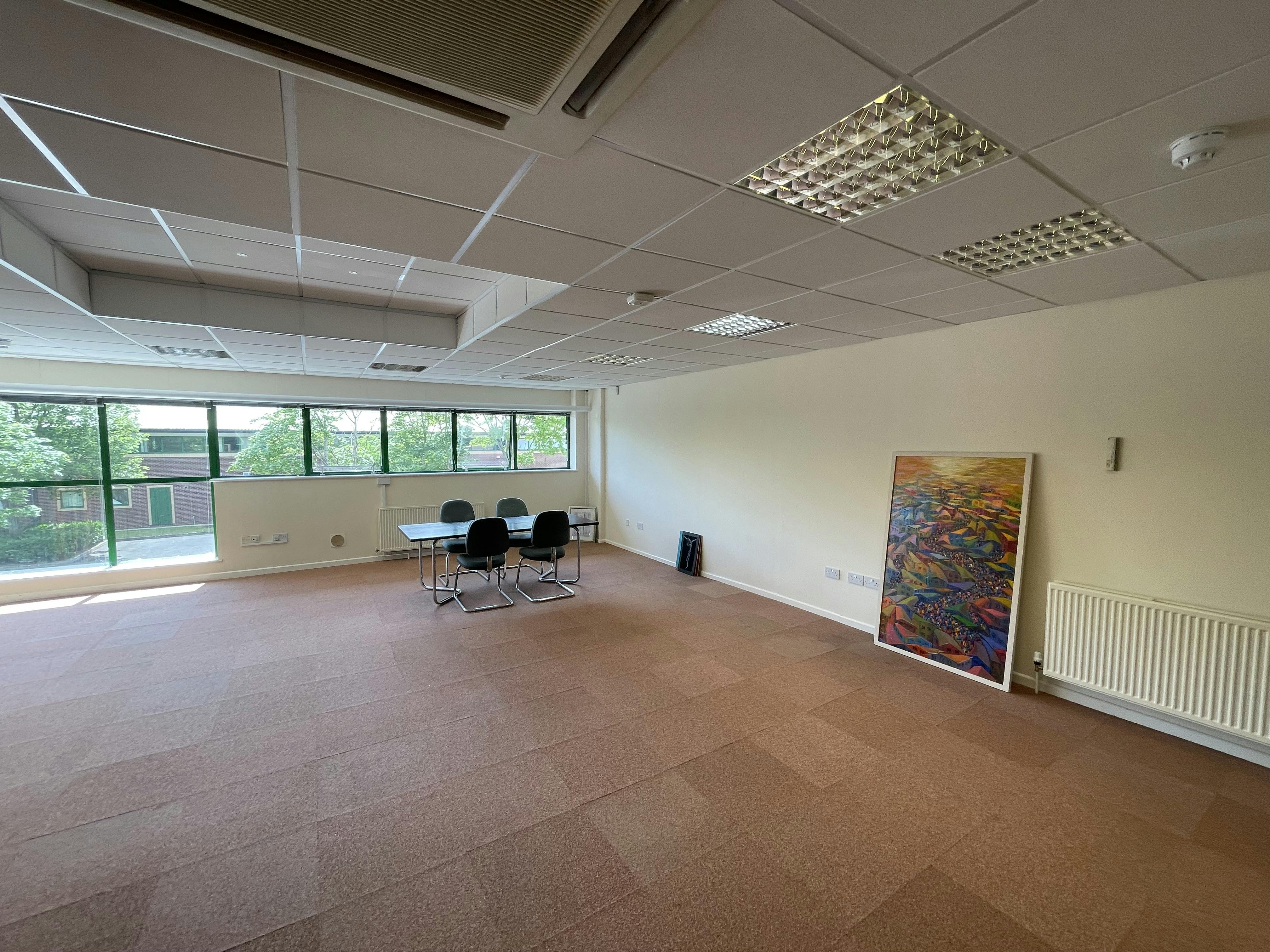 Unit 16, Shrivenham Hundred Business Park, Major's Lane - IMG_9931.jpg