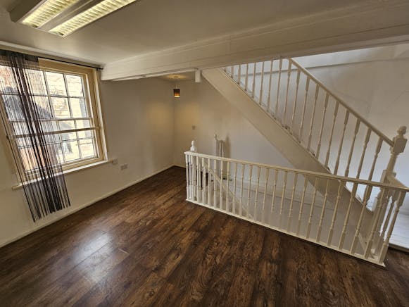 5 Fish Street, Worcester, Retail / Office To Let - Image 11