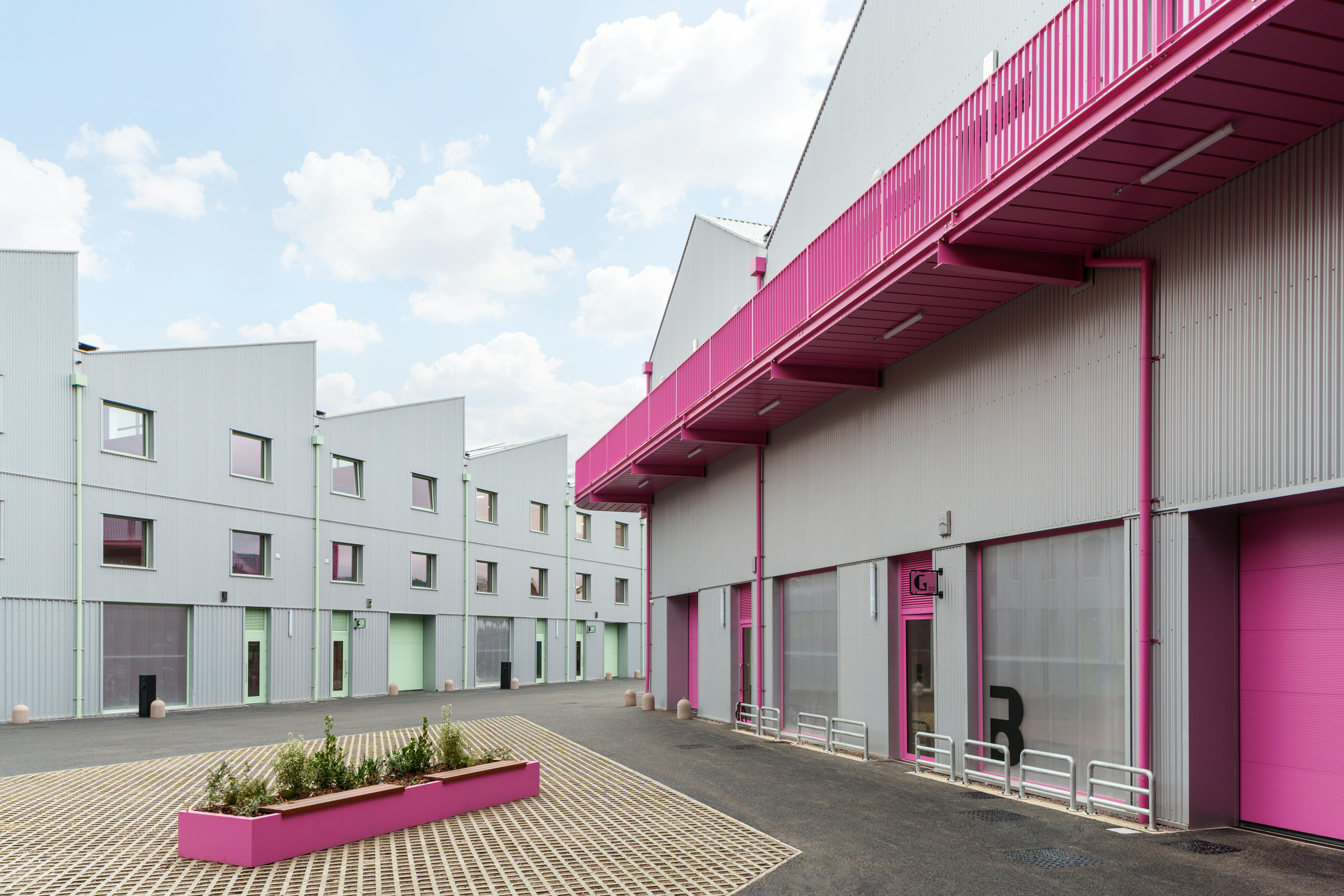 Industrial Unit in London - photo 4