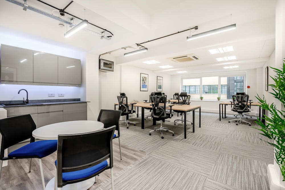 First Floor Office Suites, 123 Minories - Front Office Suit 3.jpg