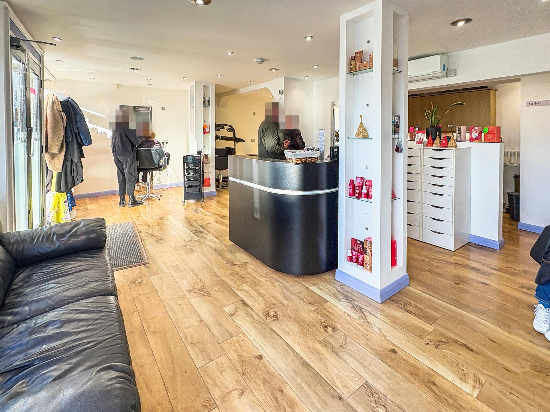 Retail/Shop in Bere Regis - photo 2