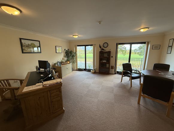 Units A & C, B7 North, Willow End Park, Malvern, Business Park / Office For Sale - 20251023_095746400_iOS.jpg