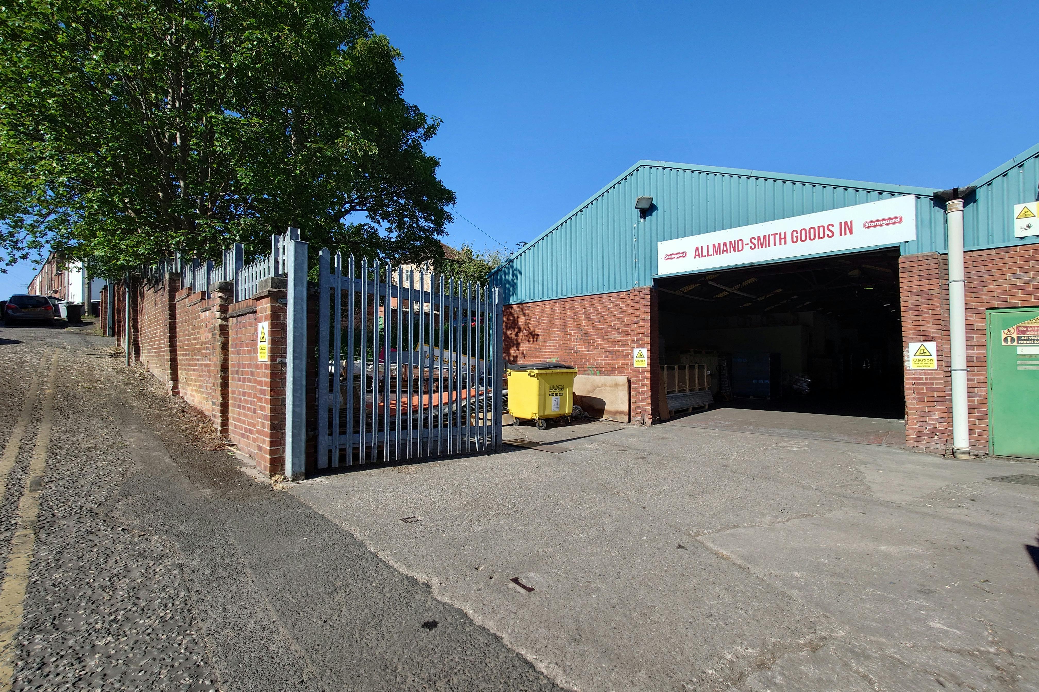 Clowes St, Macclesfield, Industrial To Let - 20250523_090113.JPG