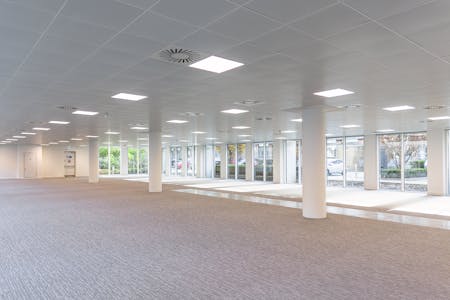 Building 150, 150 O'Gorman Avenue, Farnborough, Office To Let - 2024 11 13 untitled 023.jpg