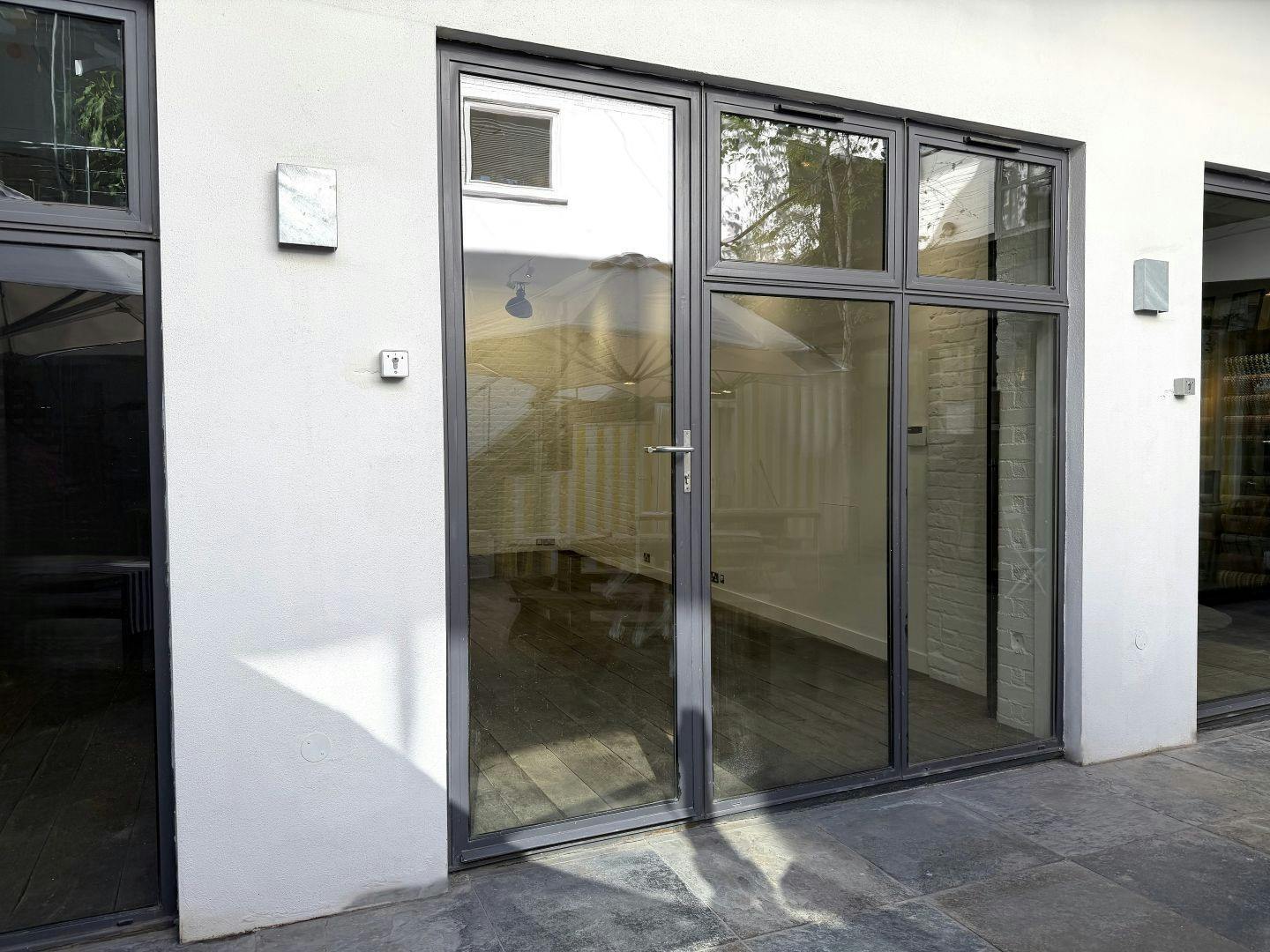 Worlds End Studios, 132-134 Lots Road, Chelsea, Office To Let - 6.jpg