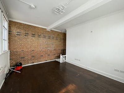 Ground Floor & Basement, 408 Hackney Road, London, Leisure / Retail To Let - IMG_3696.jpg