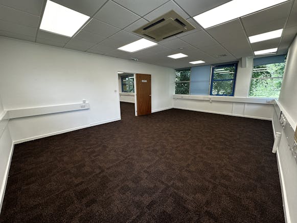 Suite 6B, South Inch Business Centre, Perth, Offices To Let - IMG_0131.JPG