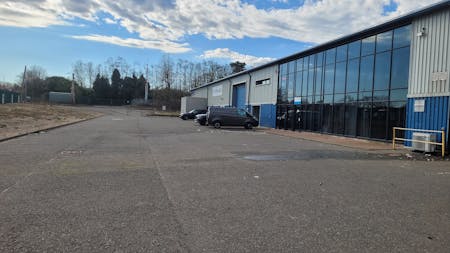 14 Grange Road, Livingston, Industrial To Let - 20260407_101257.jpg