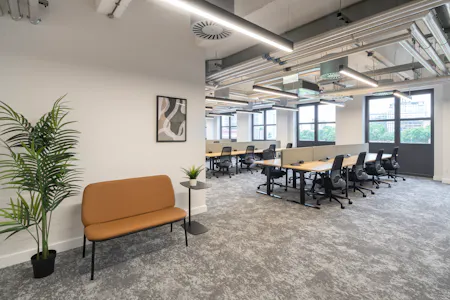 4 Chiswell Street, London, Office To Let - CHIS_023.jpg