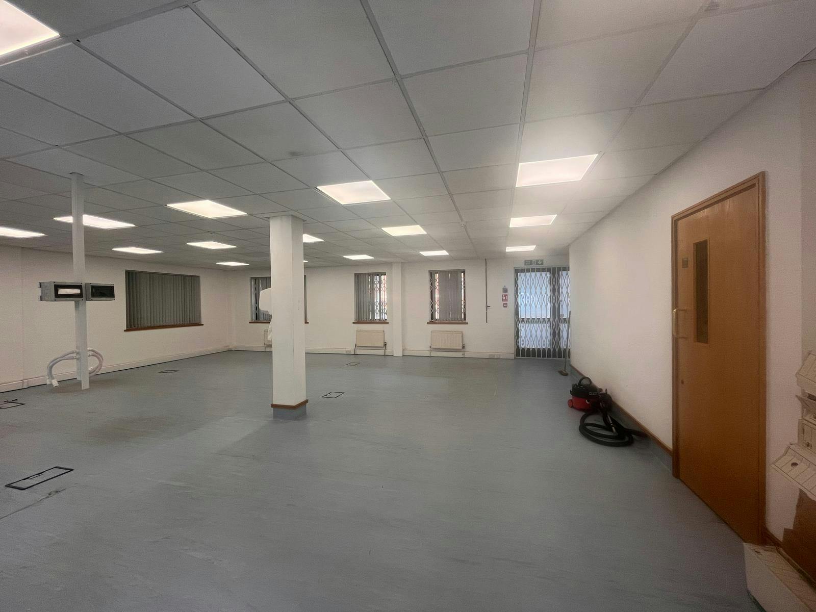 Unit 2 Chiltern Court, Chesham, Offices To Let / For Sale - WhatsApp Image 2026-04-02 at 15.50.3.jpeg
