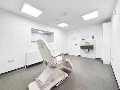 1827 Maryhill Road, Glasgow, Retail For Sale - room1_2.jpg