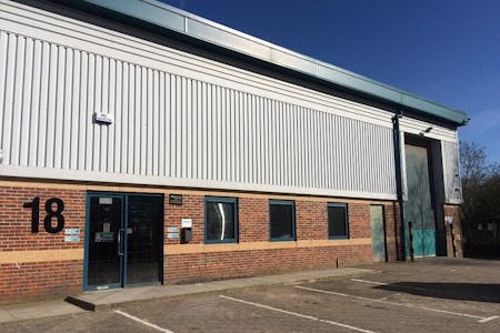 Unit 18 Rushy Platt Industrial Estate, Caen View, Swindon, Industrial / Warehouse To Let - 18 Rushy Platt Front.jpeg