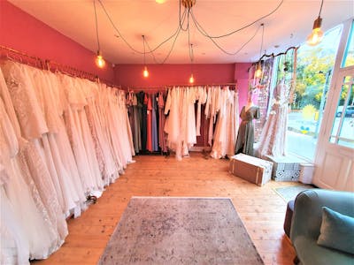 6 Kennerley Road, Stockport, Retail To Let - 20221020_124159 2.jpg