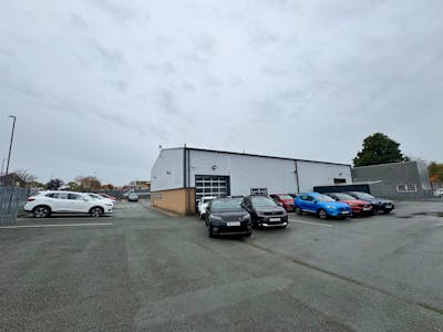 48-52 Ennerdale Road, Shrewsbury, Showroom To Let - 4.jpg