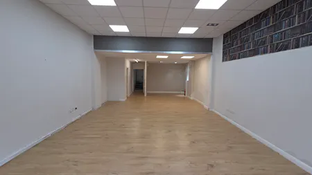 18, Parson Street, London, Retail To Let - 20260917_085527.jpg