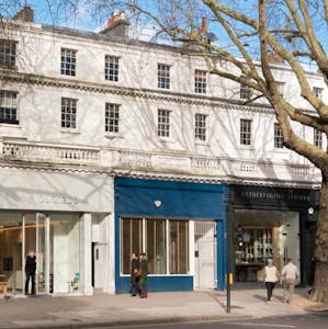 140 Holland Park Avenue, London, Leisure / Office / Retail To Let - Screen Shot 20210517 at 112445.png