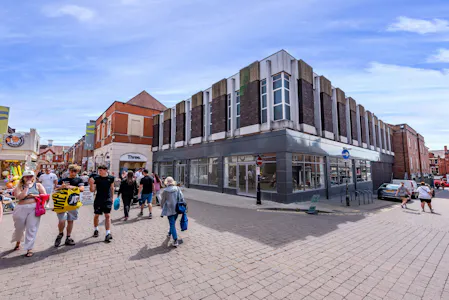 1A Vicar Lane, Chesterfield, Class E Retail / Leisure / Retail / High Street Retail / Retail - In Town / Shopping Centre To Let - Cover Image.jpg
