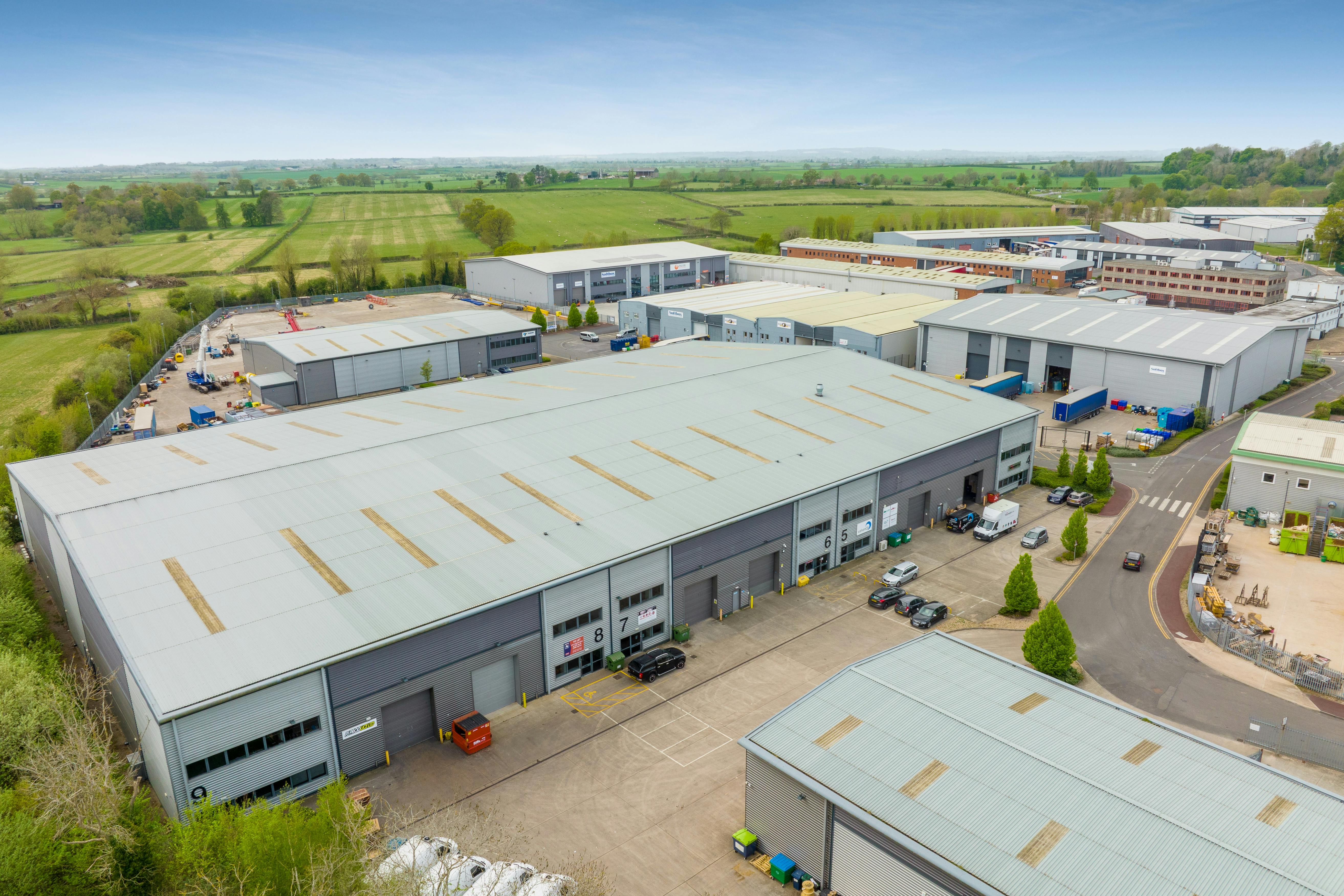 7 Drakes Drive, Long Crendon, Industrial To Let - Units 49 Drakes Drive.jpg