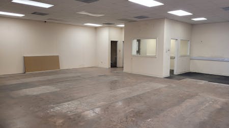 71 Island Street, Galashiels, Industrial To Let - Image 2