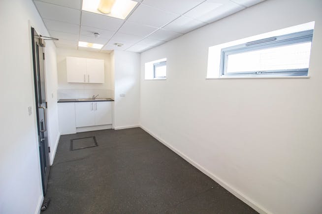Apex Point, 49-53 Standard Road, Park Royal, Industrial / Warehouse For Sale - 11.jpg