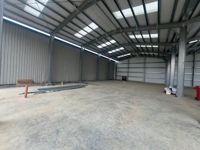 Units 1-3, Russell Gardens, Wickford, Industrial/Logistics To Let - 08355770af6c4e19abe74f3a171d52fe.jpg