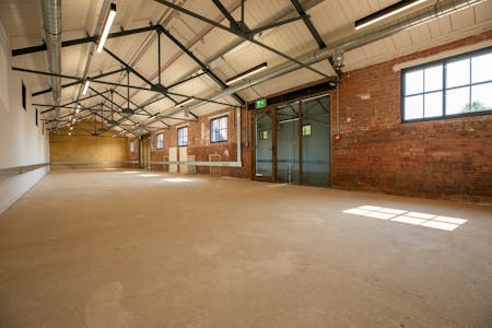 Manor Farm Barns, Hughenden Manor, High Wycombe, Office To Let - Old Dairy Internal.jpg