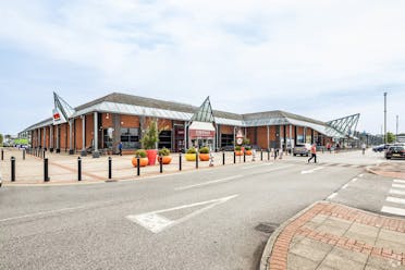 Broughton Shopping Park, Chester, Offices To Let - ChesterRdChesterBuildingPhoto1HighDefinition.jpg - More details and enquiries about this property