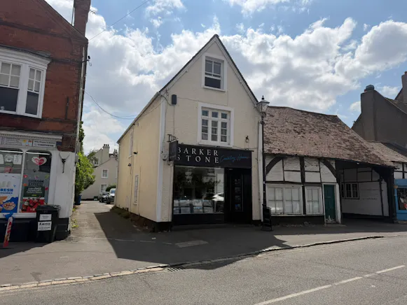31 High Street, Cookham, Investment / Other / Retail For Sale - IMG_4077.JPEG