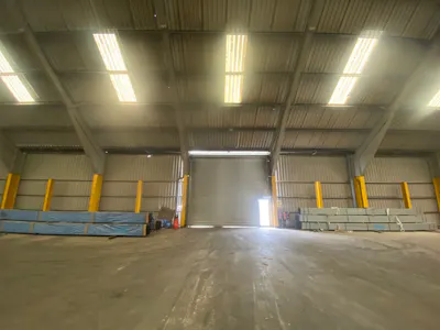 E Shed Warehouse, Old Clipper Road, Cardiff, Industrial To Let - ESC02.jpg