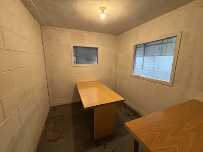 Unit 41, Llantarnam Industrial Park, Cwmbran, Industrial To Let - IMG_8160.jpeg