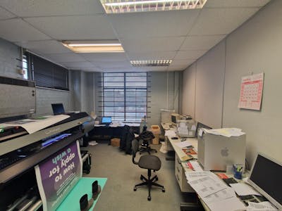 Unit 20, Stockport, Industrial/Logistics To Let - 20250127_144828.jpg