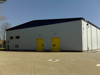 NOW LET - Unit Q OYO Industrial Estate, Oyo Estate, Littlehampton To Let / For Sale - Unit Q oyo.jpg